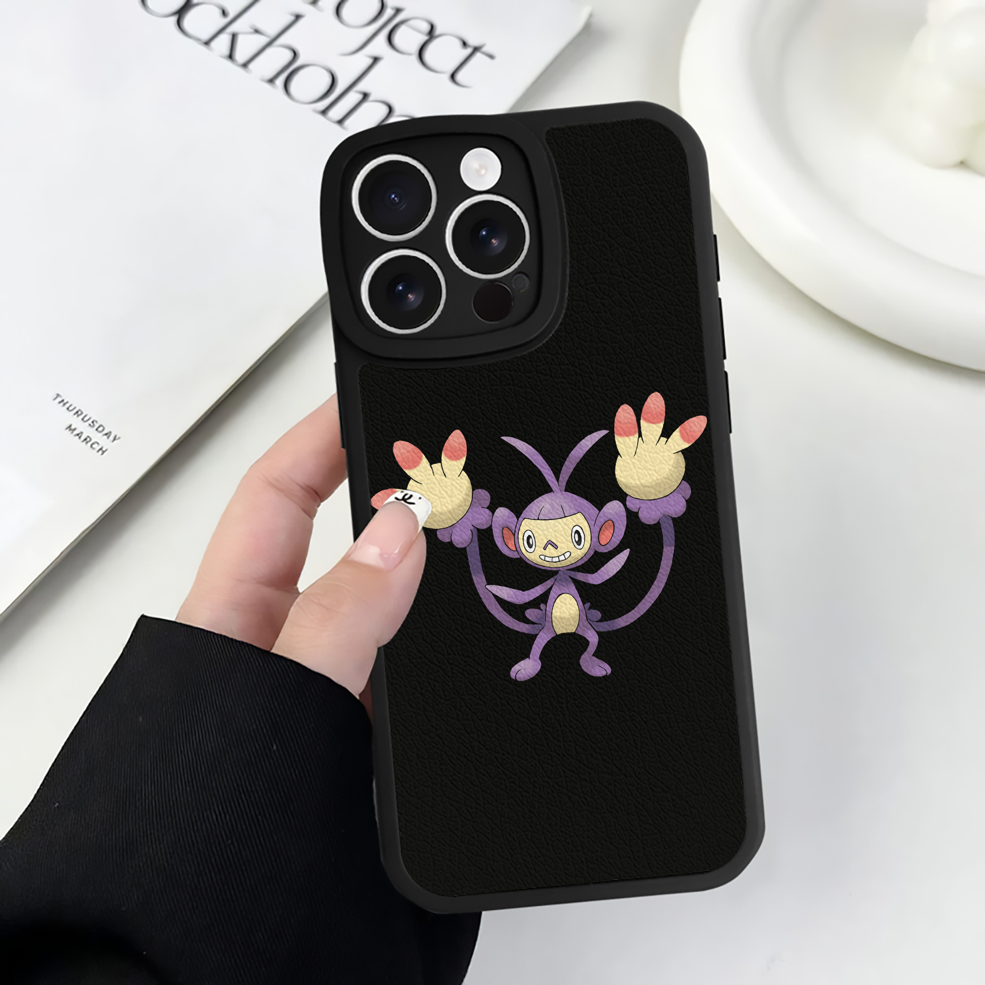 （画像用） ポケットモンスター Pokémon 【iPhone 16シリーズ対応】シリコンスマホケース（レザー調） 材質：シリコン